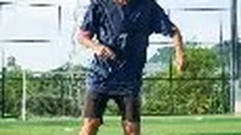 郑恺公布喜讯：苗苗诞下女儿，育儿之路开启新征程